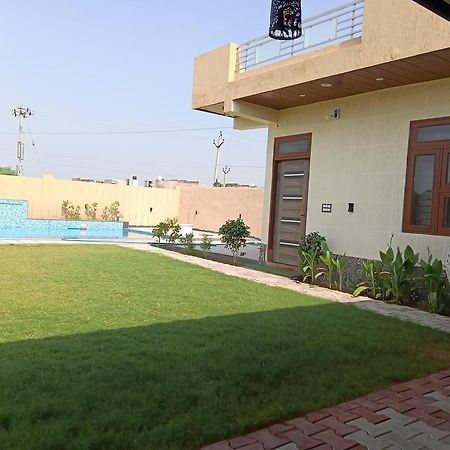 Hotel Suvarna Farm'S Wātka Exterior foto